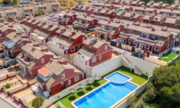 3. Casa indepiende - Reventa - Orihuela Costa - Costa Blanca Sur