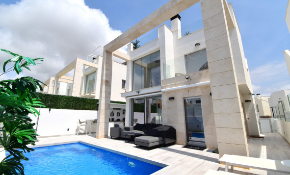3. Casa indepiende - Reventa - Orihuela Costa - Lomas de Cabo Roig