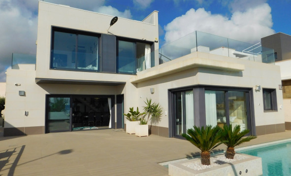 3. Casa indepiende - Reventa - San Miguel de Salinas - Costa Blanca Sur