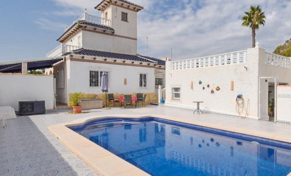 3. Casa pareada - Reventa - Cabo Roig - Est-21137