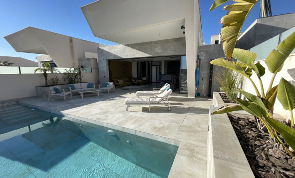 3. Casa pareada - Reventa - Ciudad Quesada - Costa Blanca Sur