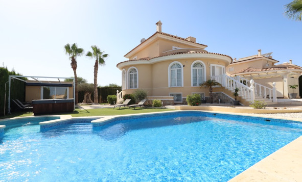 3. Casa pareada - Reventa - Ciudad Quesada - Costa Blanca Sur