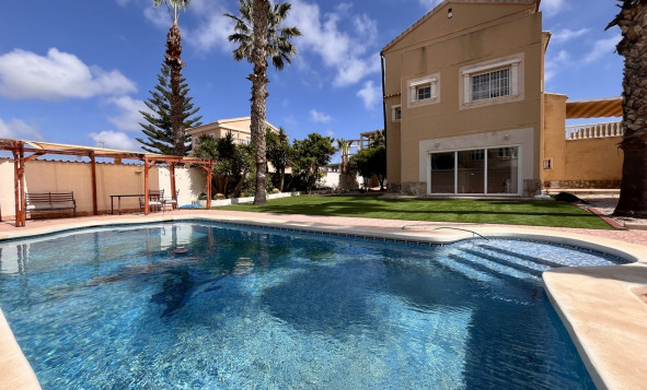 3. Casa pareada - Reventa - La Zenia - Costa Blanca Sur