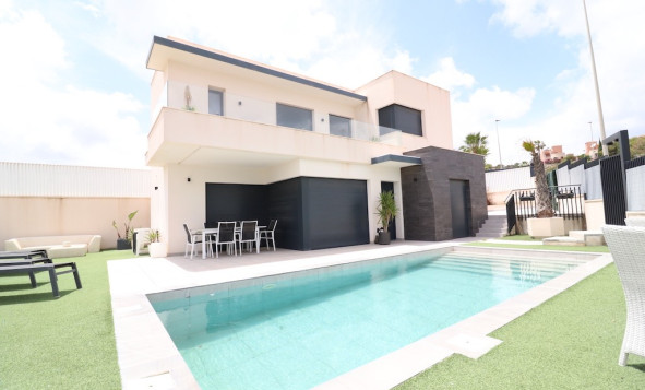 3. Casa pareada - Reventa - San Miguel de Salinas - Costa Blanca Sur