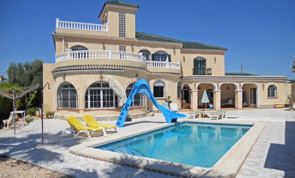 3. Casa pareada - Reventa - Torrevieja - Caes-45827