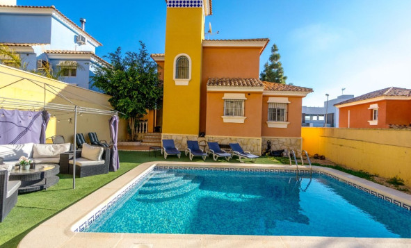 3. Casa pareada - Reventa - Villamartin - Costa Blanca Sur