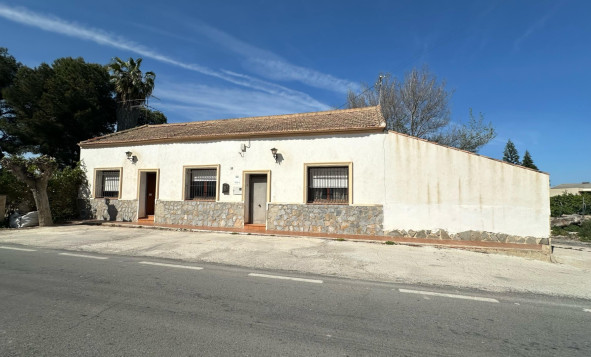 3. Detached house - Resale - Heredades - VRE-47313