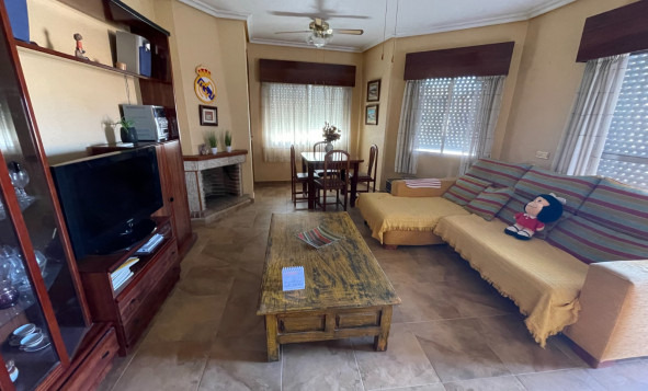3. Detached house - Resale - San Miguel de Salinas - pueblo