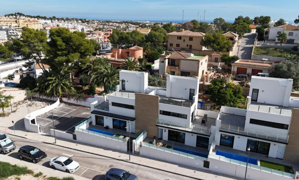 3. Detached house - Resale - Villamartin - Costa Blanca South