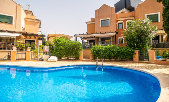 3. Halfvrijstaand huis - Herverkoop - Torrevieja - Costa Blanca Zuid