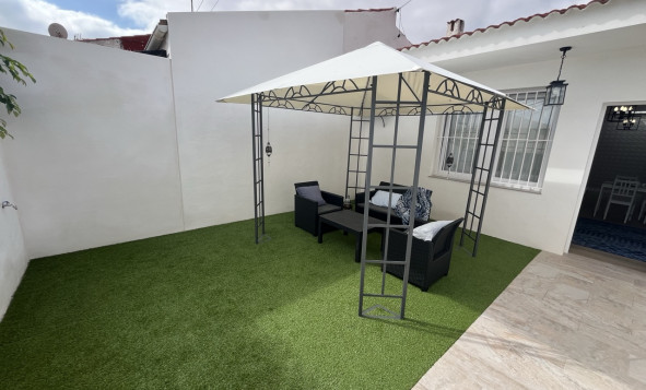 3. Halfvrijstaand huis - Herverkoop - Torrevieja - Costa Blanca Zuid