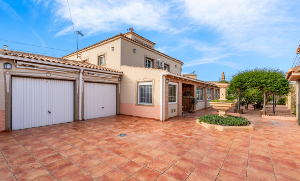 3. Semi-detached house - Resale - Torrevieja - Costa Blanca South