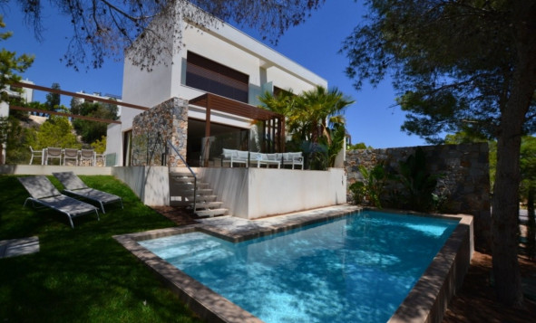 3. Semi - Detached Villa - Herverkoop - Orihuela Costa - Las Colinas Golf