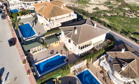 3. Vrijstaande villa - Herverkoop - Benimar - Costa Blanca Zuid