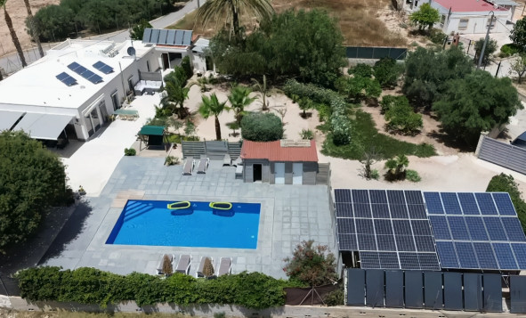 3. Vrijstaande villa - Herverkoop - Crevillent - Costa Blanca Zuid
