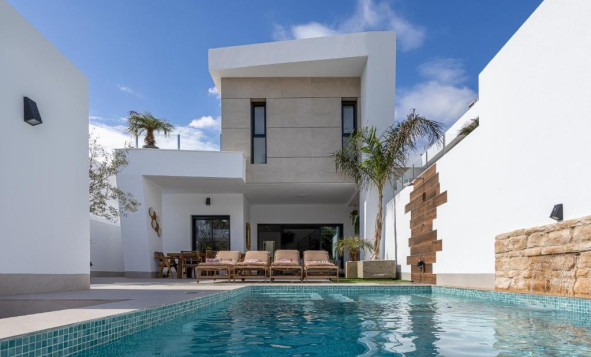 3. Vrijstaande villa - Herverkoop - Dolores - Costa Blanca Zuid