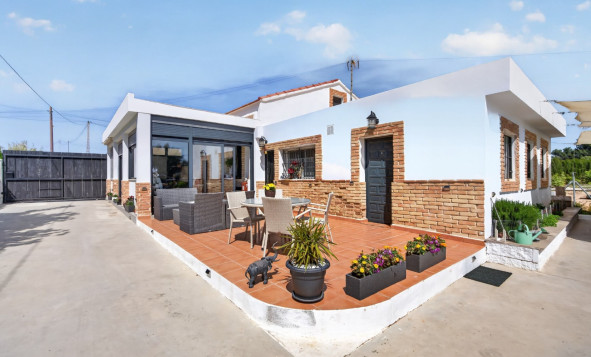 3. Vrijstaande villa - Herverkoop - El Altet - Costa Blanca Zuid