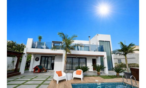 3. Vrijstaande villa - Herverkoop - Los Balcones - Costa Blanca Zuid