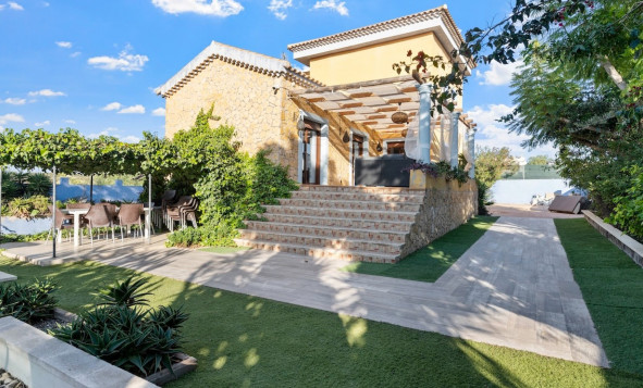 3. Vrijstaande villa - Herverkoop - Santa Pola - Costa Blanca Zuid