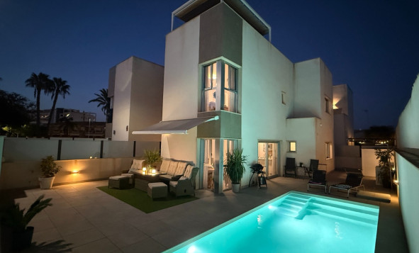 3. Vrijstaande villa - Herverkoop - Santiago de Ribera - Costa Calida