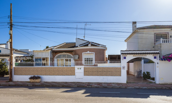 3. Vrijstaande villa - Herverkoop - Torrevieja - BC-50798