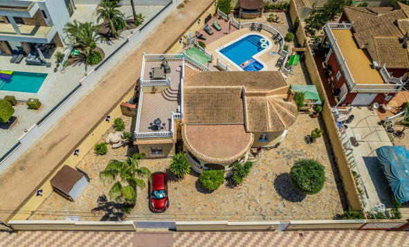 3. Vrijstaande villa - Herverkoop - Torrevieja - Costa Blanca Zuid
