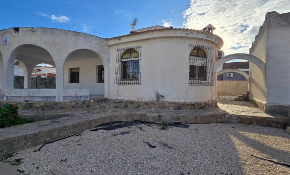 3. Vrijstaande villa - Herverkoop - Torrevieja - El Chaparal