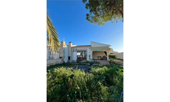 3. Vrijstaande villa - Herverkoop - Torrevieja - GIC-37149