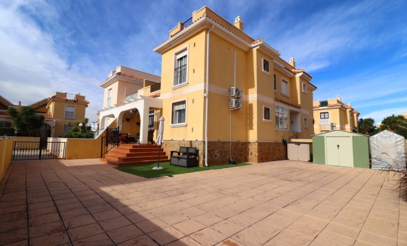 4. Chalet pareado - Reventa - Ciudad Quesada - Costa Blanca Sur