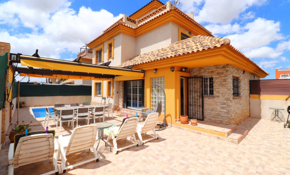 4. Halfvrijstaande villa - Herverkoop - Los Montesinos - Costa Blanca Zuid