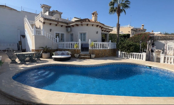 4. House - Detached Villa - Herverkoop - Bigastro - Orihuela