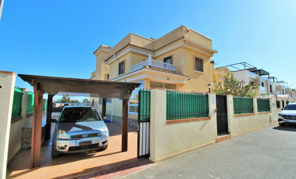 4. House - Detached Villa - Herverkoop - Cabo Roig - Orihuela Costa