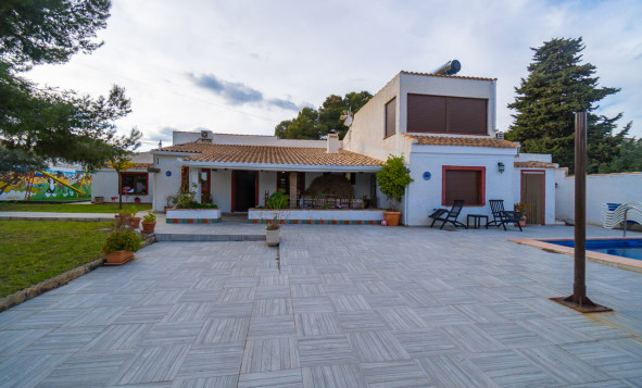 4. House - Detached Villa - Herverkoop - Lomas de Cabo Roig - Orihuela Costa