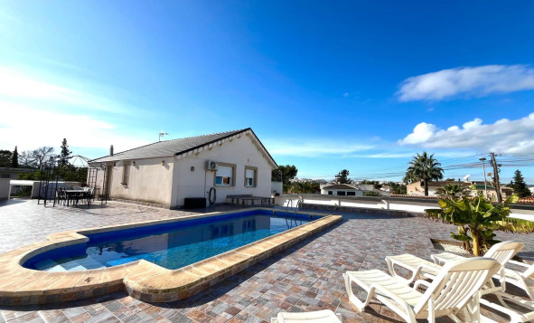 4. House - Detached Villa - Herverkoop - Los Balcones - Orihuela Costa