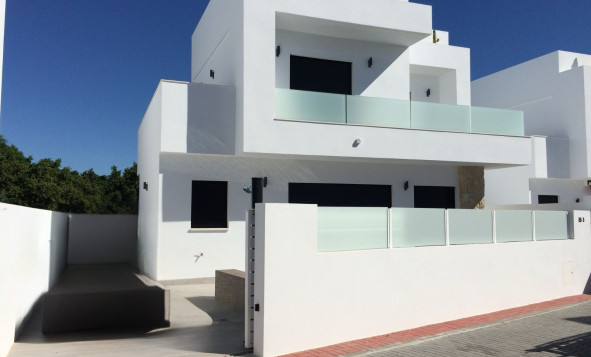 4. House - Detached Villa - Herverkoop - Los Montesinos - La Herada