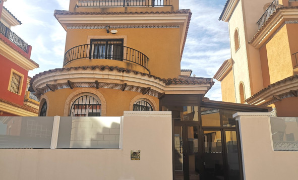 4. House - Detached Villa - Herverkoop - Los Montesinos - Rojales