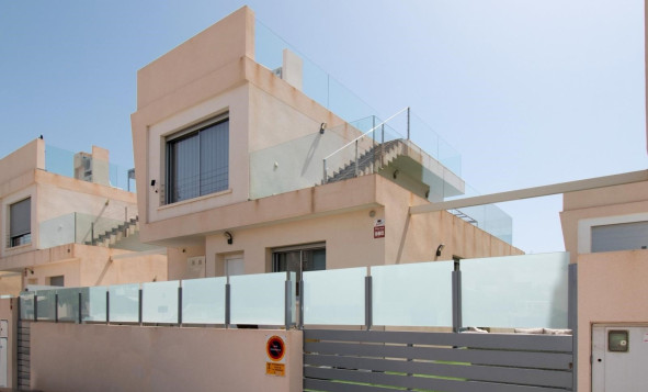 4. House - Detached Villa - Herverkoop - Mil Palmeras - Pilar de la Horadada