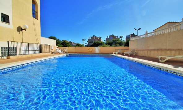 4. House - Detached Villa - Herverkoop - Playa Flamenca - Orihuela Costa