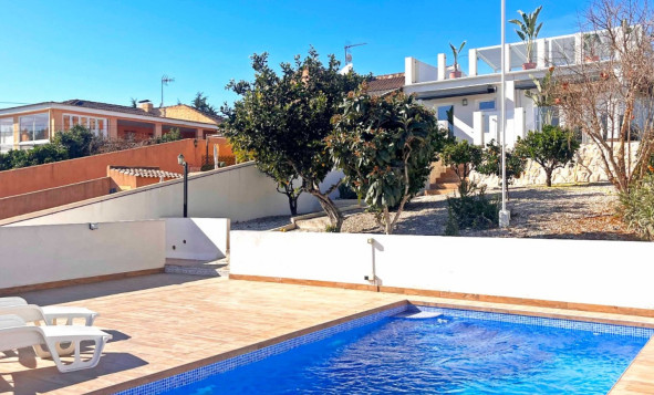 4. House - Detached Villa - Herverkoop - Torrevieja - Orihuela Costa