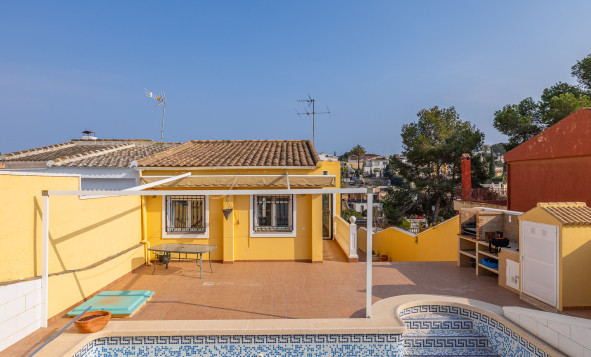 4. House - Detached Villa - Herverkoop - Torrevieja - Orihuela Costa