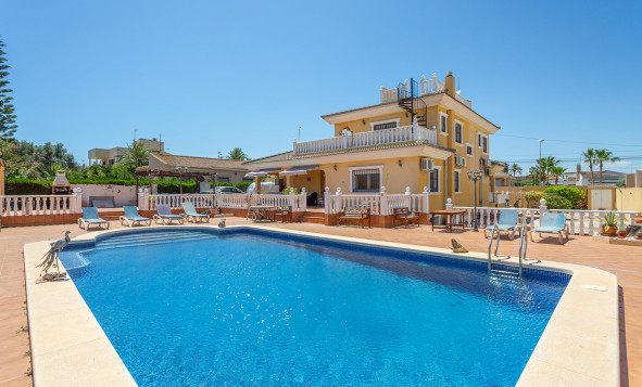 4. House - Detached Villa - Herverkoop - Torrevieja - Orihuela Costa