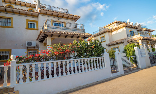 4. Semi-detached villa - Resale - La Zenia - Costa Blanca South