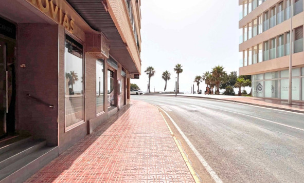 6. Commercial - Herverkoop - Torrevieja - Torrevieja