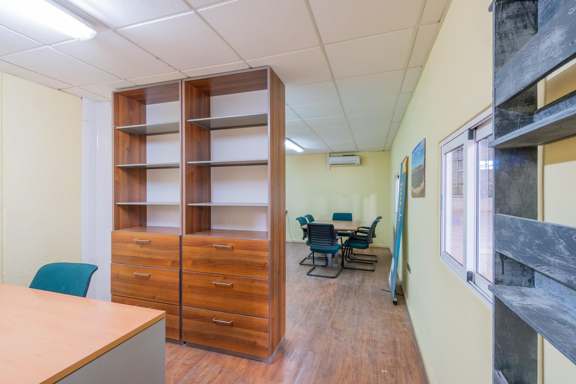 Alquiler a largo plazo - Industrial unit - Pilar de la Horadada - Polígono industrial Cañada de Práez