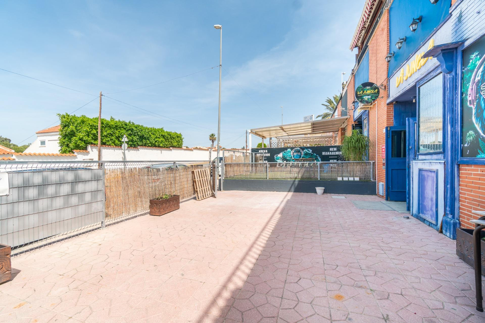 Alquiler a largo plazo - Propiedades comerciales - San Fulgencio - URB. LA MARINA