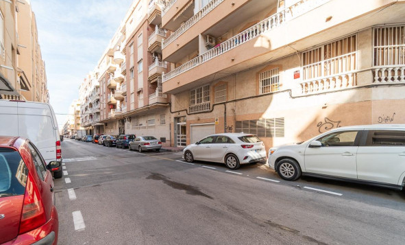 Apartment - Resale - Torrevieja - Torrevieja