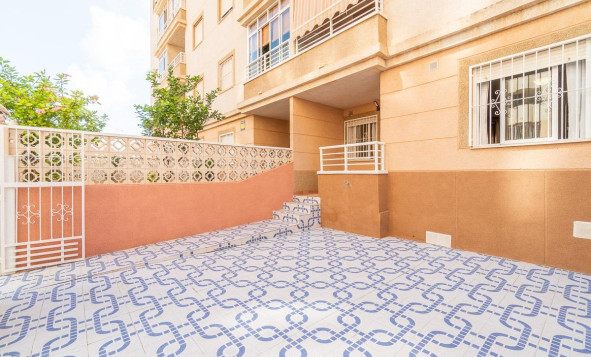 Apartment - Resale - Torrevieja - Torrevieja