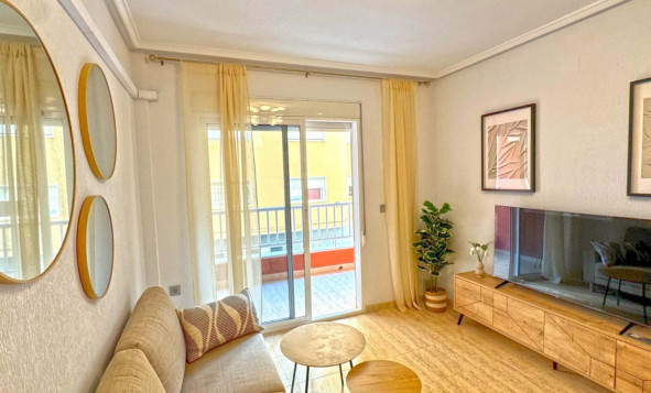 Apartment - Resale - Torrevieja - Torrevieja