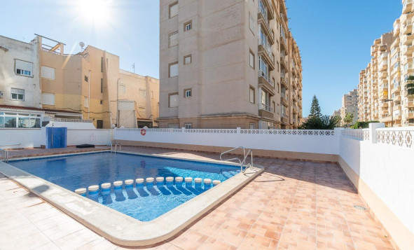 Appartement - Herverkoop - Torrevieja - Torrevieja