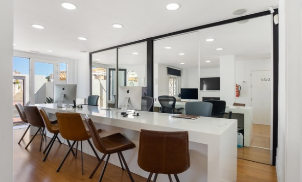 Commercieel vastgoed - Herverkoop - Torrevieja - Costa Blanca Zuid